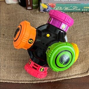 Tiger Brain Warp Toy